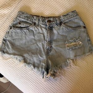 Vintage Levi’s Jean Shorts